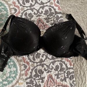 Black lace bra